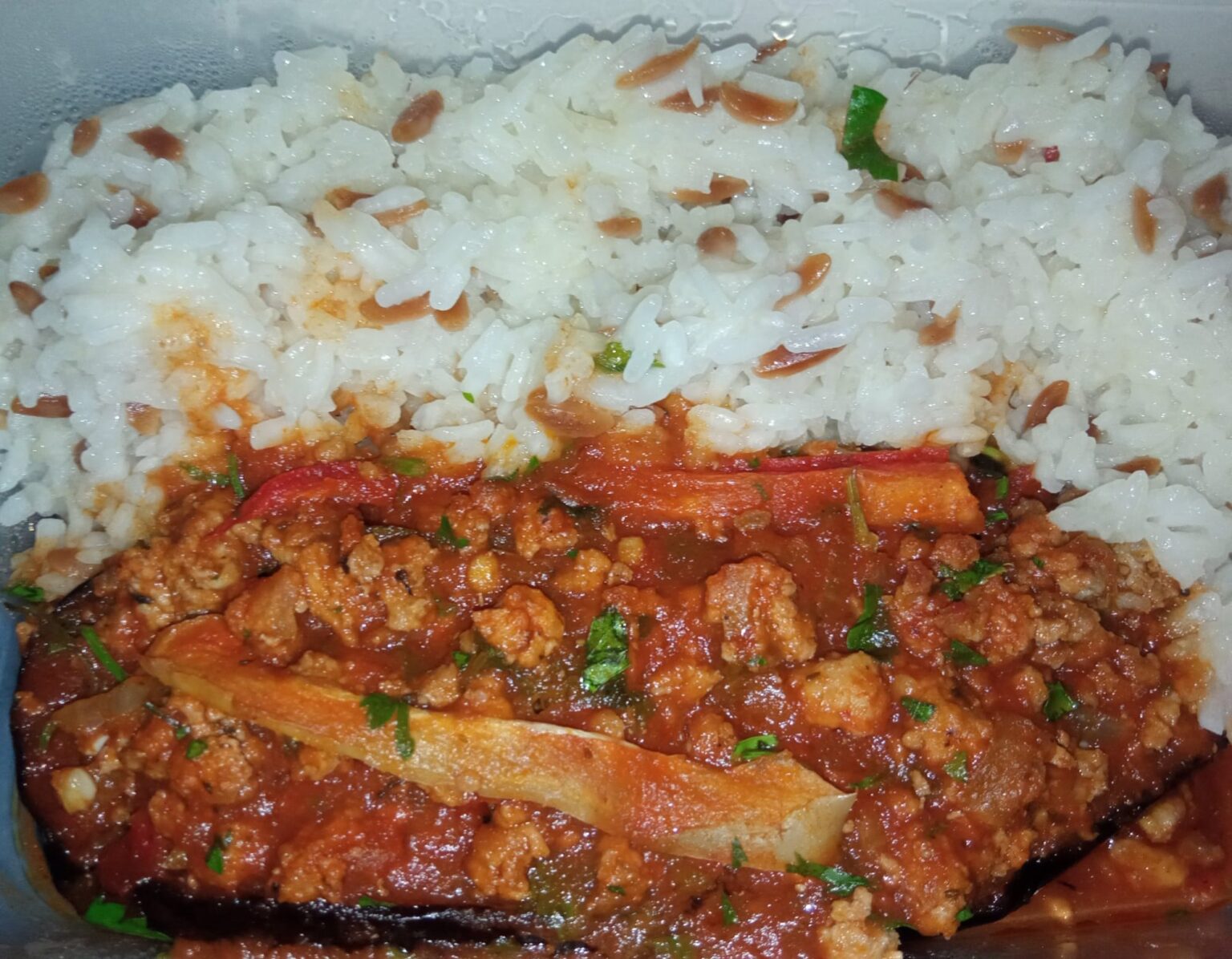Karniyarik ( vânătă umpluta cu carne)1