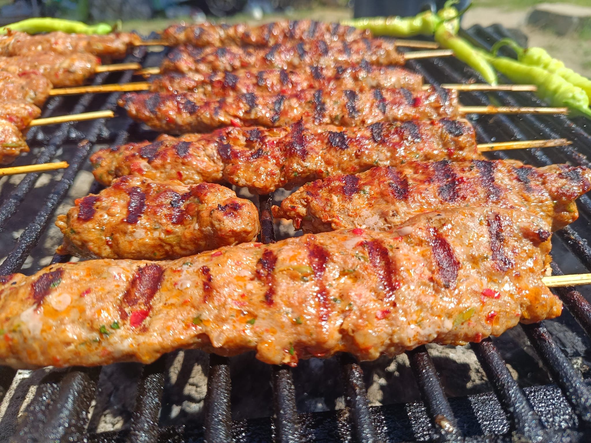 Adana kebab autentic, exact ca în Turcia