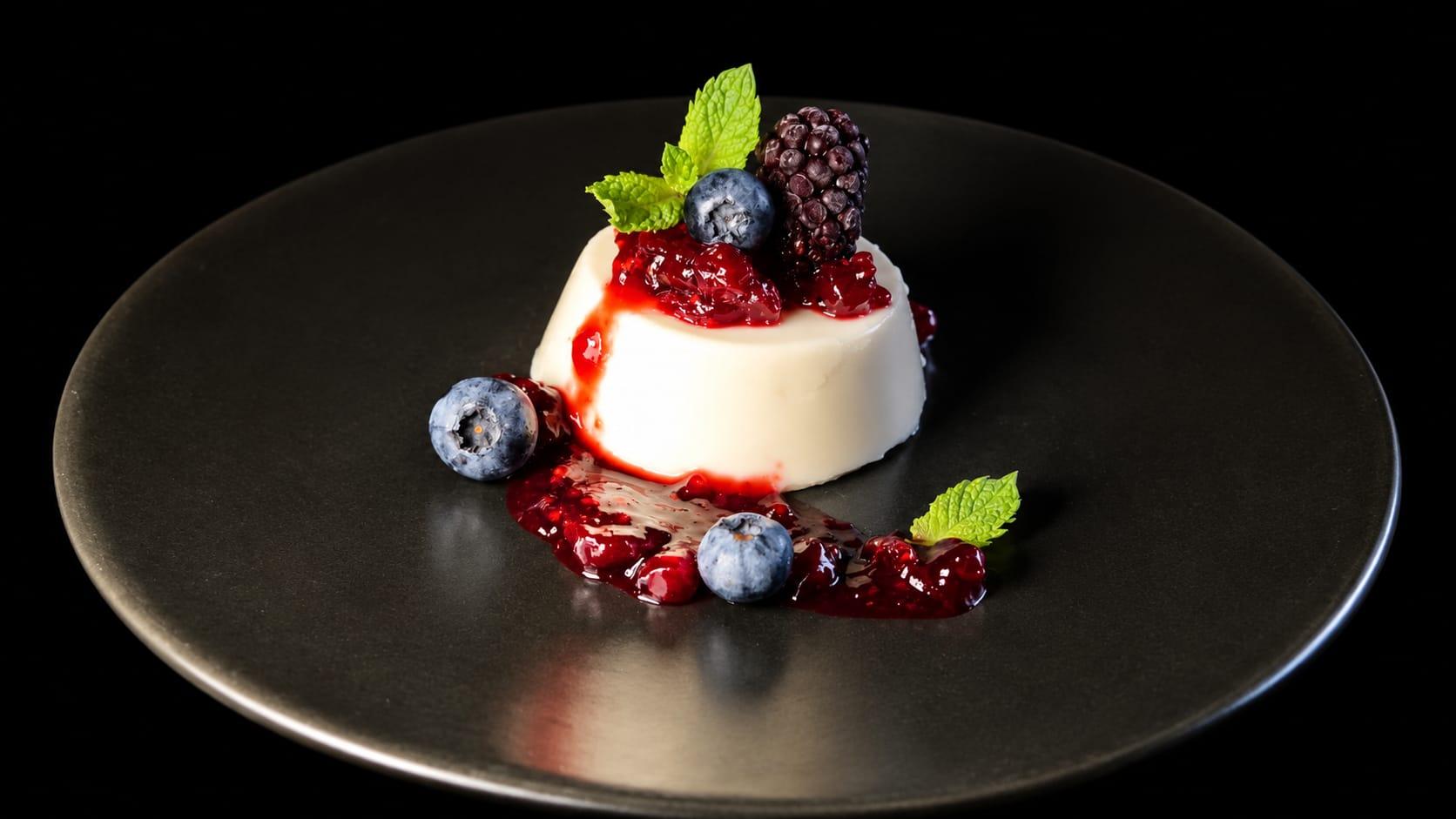 Panna Cotta cu fructe de pădure